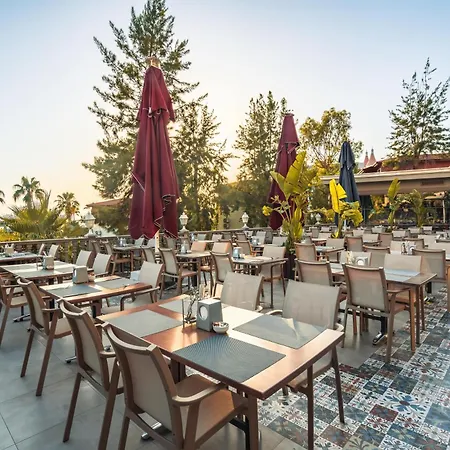 Justiniano Theodora Hotel Okurcalar