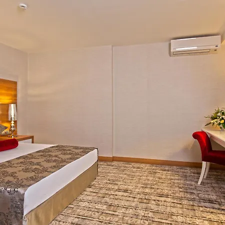 Justiniano Theodora Hotel 4*